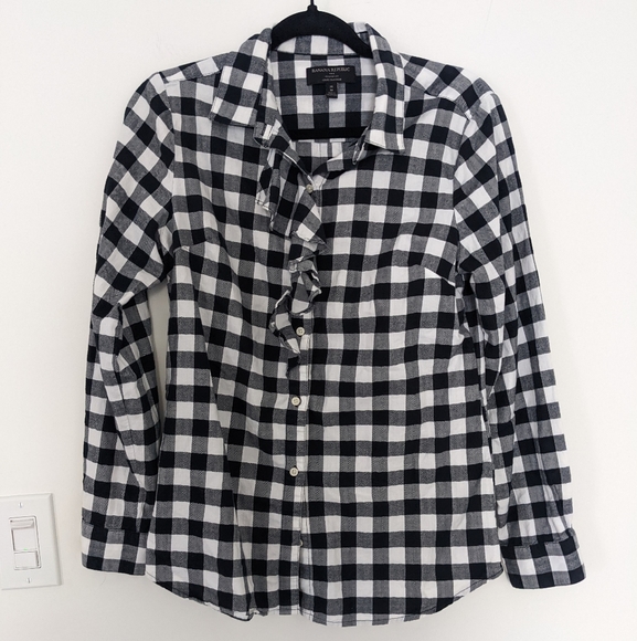 Button down shirt - Picture 1 of 2